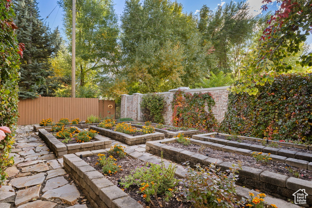 Photo 101 for MLS #2117501 at 2238 E Cottonwood Cove Ln