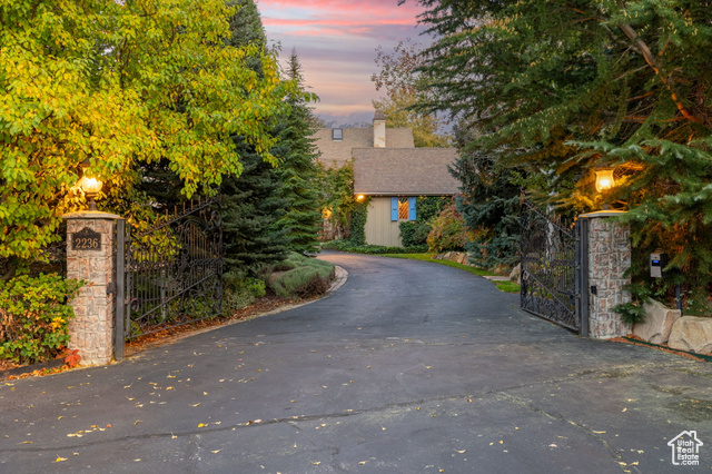 Photo 112 for MLS #2117501 at 2238 E Cottonwood Cove Ln