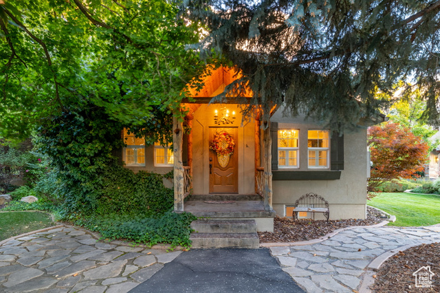 Photo 77 for MLS #2117501 at 2238 E Cottonwood Cove Ln