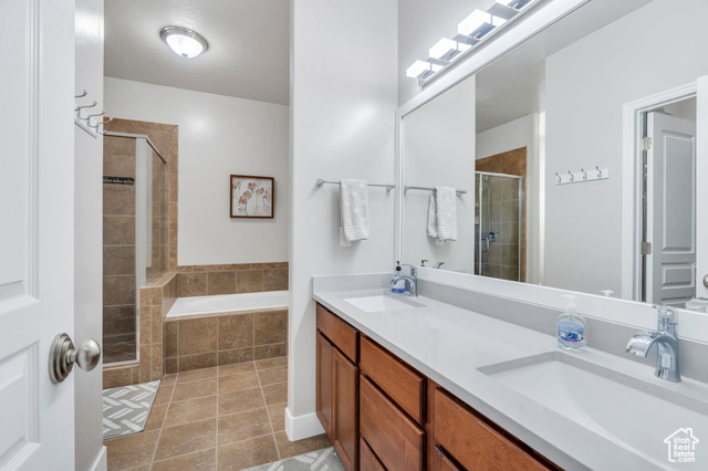 Photo 12 for MLS #2117512 at 256 E Backhand Ln