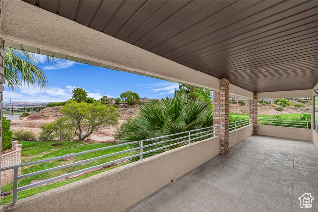 Photo 34 for MLS #2117527 at 639 W Uxbridge Cir