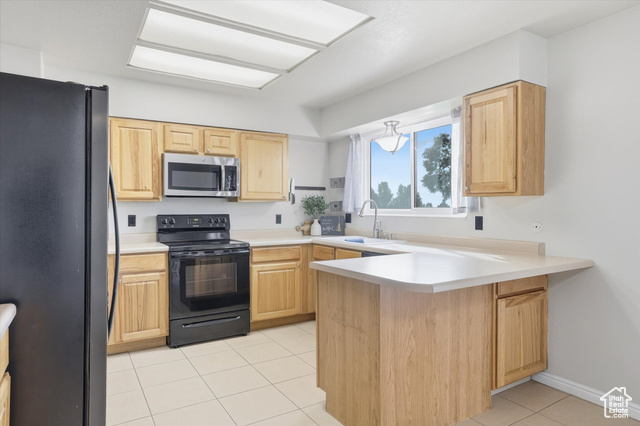 Photo 11 for MLS #2117541 at 643 N Eccles Ave