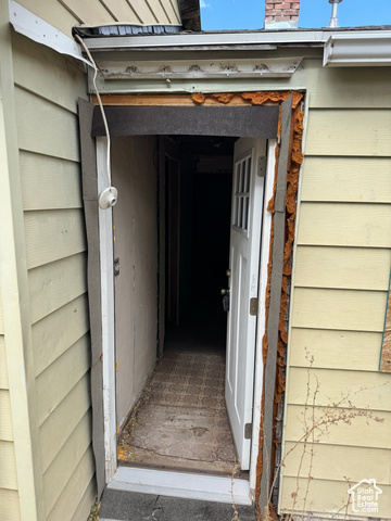 Photo 18 for MLS #2117551 at 90 N 300 West