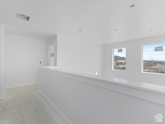 Photo 11 for MLS #2117553 at 2392 E Woodbury Ln