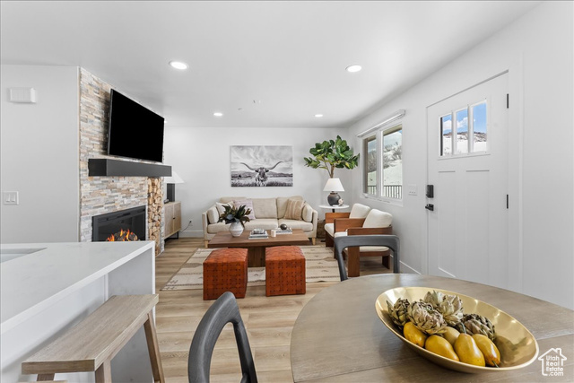 Photo 4 for MLS #2117555 at 3285 Lower Saddleback Rd #6A