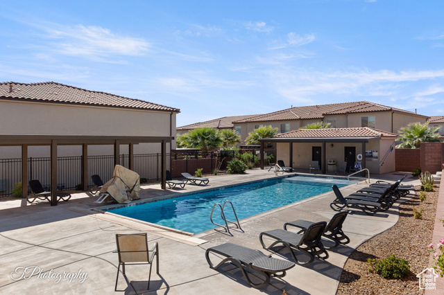 Photo 25 for MLS #2117563 at 512 N Sol Grande Ln