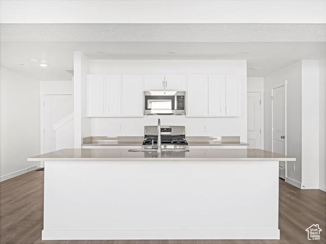 Photo 7 for MLS #2117568 at 2362 E Woodbury Ln