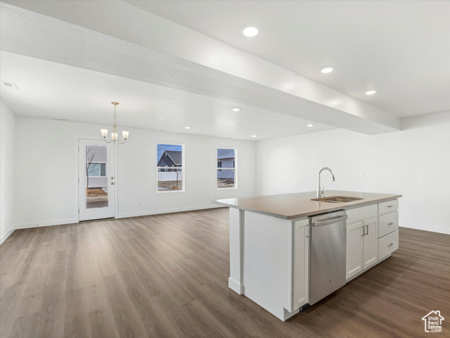 Photo 10 for MLS #2117568 at 2362 E Woodbury Ln