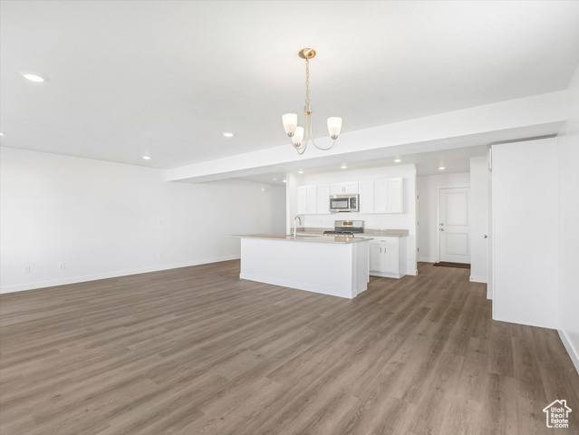 Photo 8 for MLS #2117568 at 2362 E Woodbury Ln