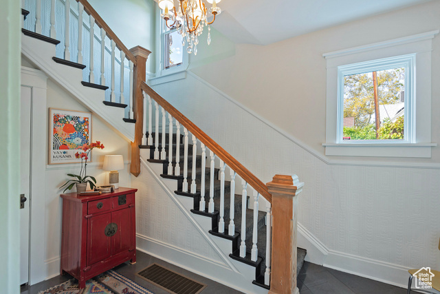 Photo 17 for MLS #2117575 at 716 E 4th Ave