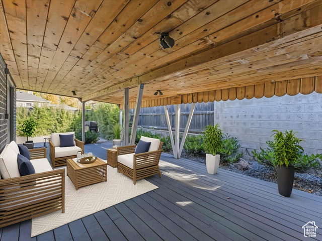 Photo 29 for MLS #2117579 at 2203 E Vimont Ave