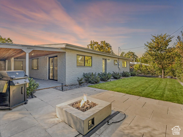 Photo 30 for MLS #2117579 at 2203 E Vimont Ave