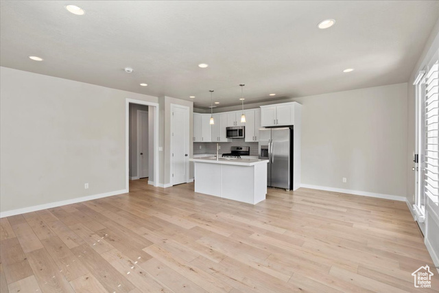 Photo 7 for MLS #2117586 at 4746 W Duckhorn Dr