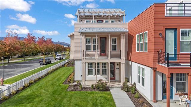 Photo 2 for MLS #2117586 at 4746 W Duckhorn Dr