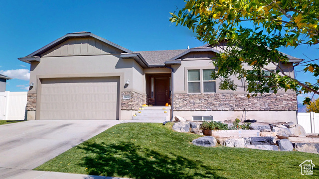 Photo 2 for MLS #2117605 at 3809 E Hollow Crest Dr
