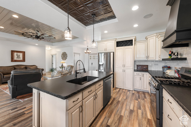 Photo 7 for MLS #2117611 at 4784 N 2525 West