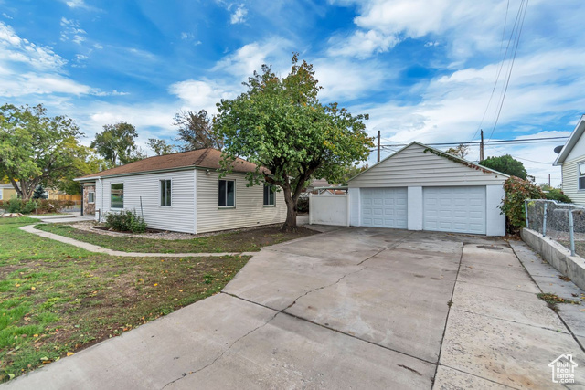 View photos for 1305 W Mead Ave MLS #2117639 - 1305 W Mead Ave