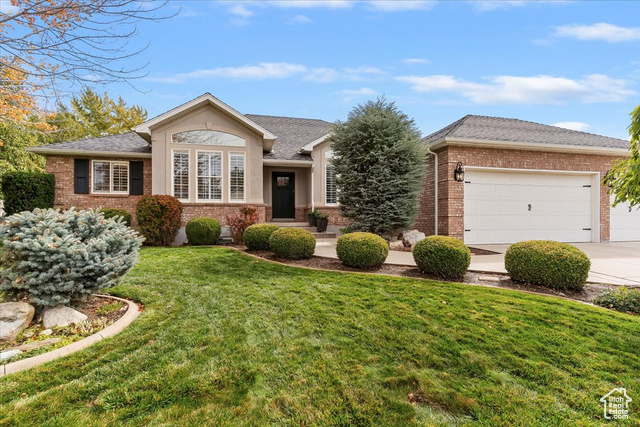 Photo 2 for MLS #2117656 at 256 Seemore Dr