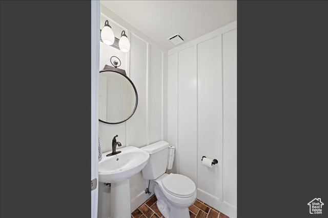 Photo 20 for MLS #2117656 at 256 Seemore Dr