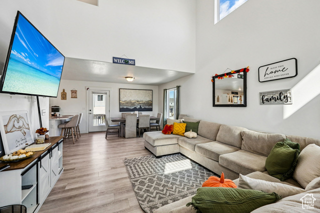 Photo 7 for MLS #2117673 at 3936 S Sennie Dr