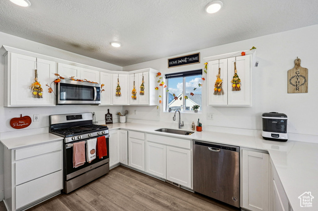Photo 14 for MLS #2117673 at 3936 S Sennie Dr