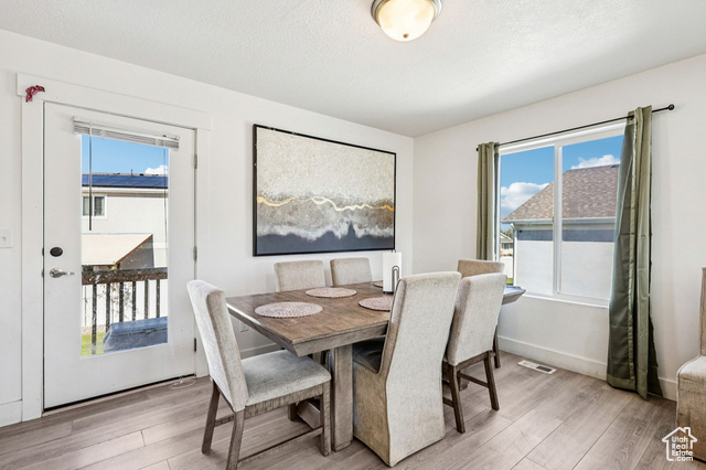 Photo 8 for MLS #2117673 at 3936 S Sennie Dr