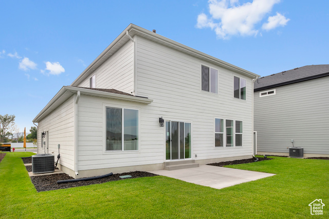 Photo 6 for MLS #2117682 at 678 N 600 West #103