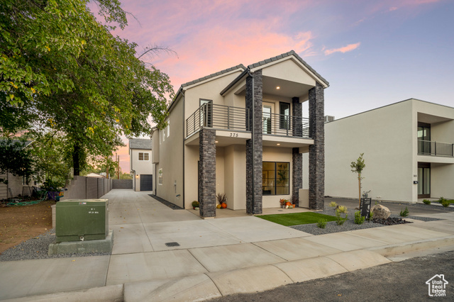 Photo 6 for MLS #2117683 at 375 S 200 West