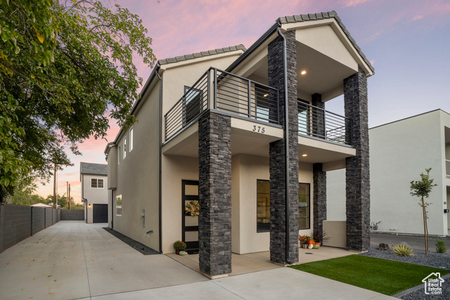 Photo 8 for MLS #2117683 at 375 S 200 West