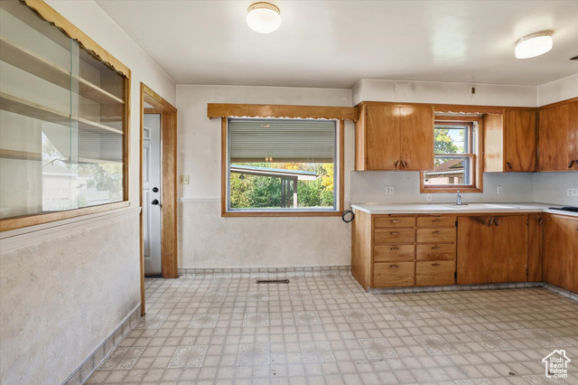 Photo 10 for MLS #2117684 at 671 N 150 West