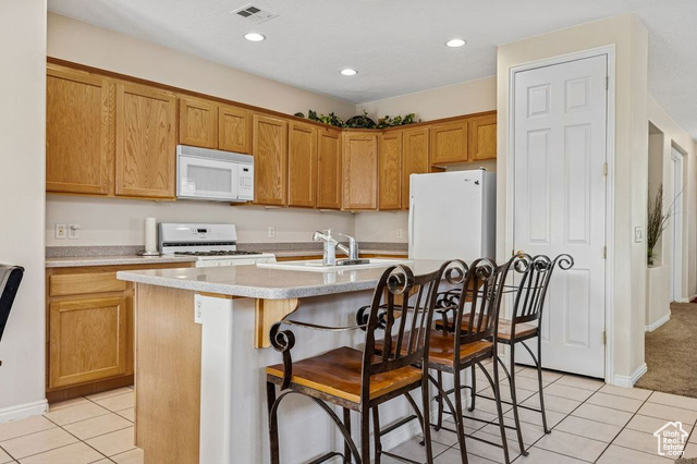 Photo 3 for MLS #2117688 at 3296 E Hidden Dr