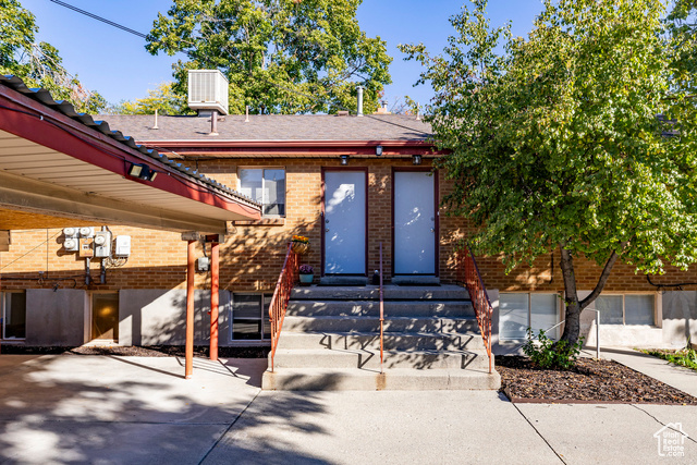 Photo 23 for MLS #2117690 at 636 E 2nd Ave