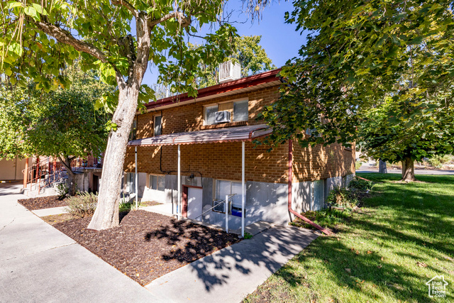 Photo 22 for MLS #2117690 at 636 E 2nd Ave
