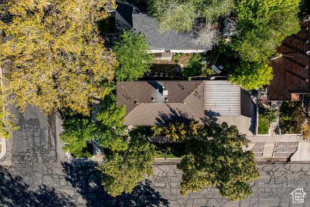 Photo 3 for MLS #2117693 at 803 E 6th Ave