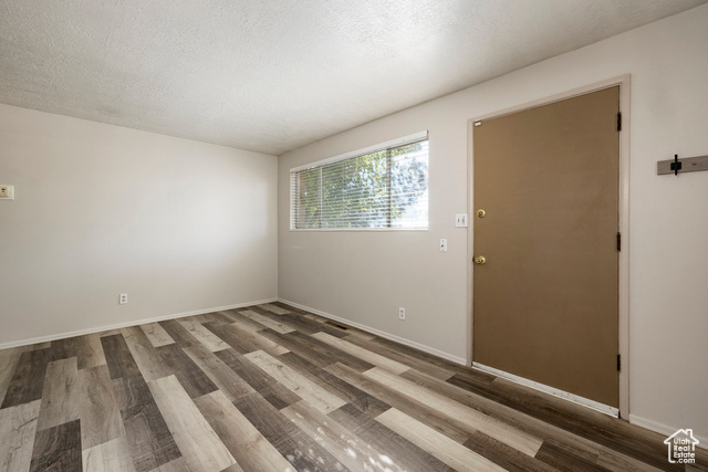 Photo 7 for MLS #2117693 at 803 E 6th Ave