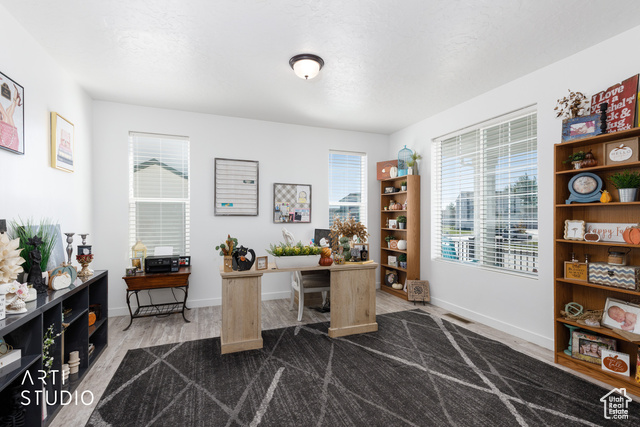 Photo 16 for MLS #2117701 at 120 4325 West