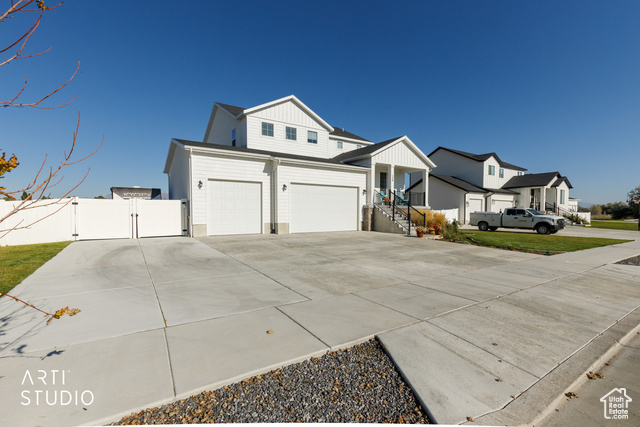Photo 2 for MLS #2117701 at 120 4325 West