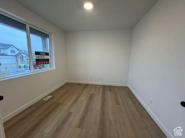 Photo 4 for MLS #2117704 at 1004 W Motor Vu Dr #213