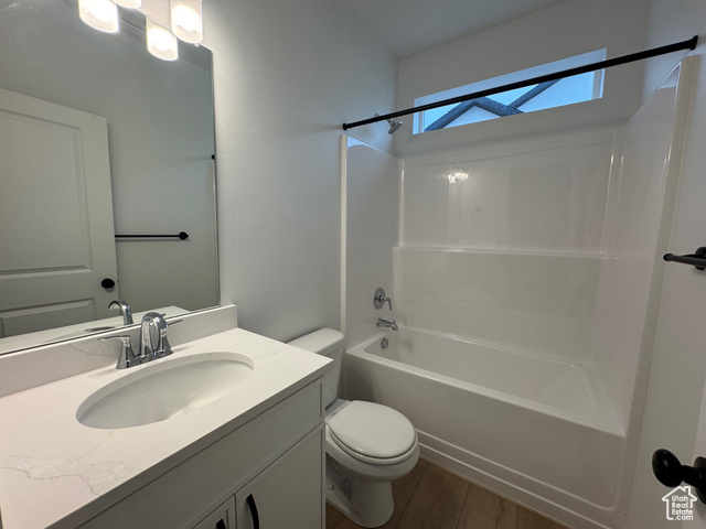 Photo 8 for MLS #2117704 at 1004 W Motor Vu Dr #213