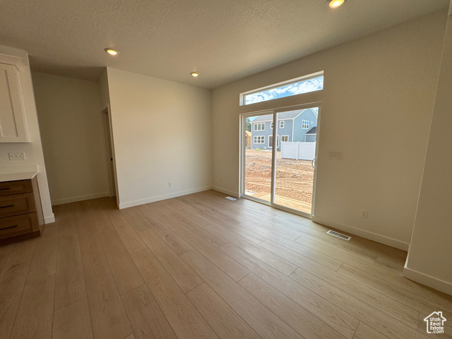 Photo 9 for MLS #2117708 at 939 W Motor Vu Dr #205