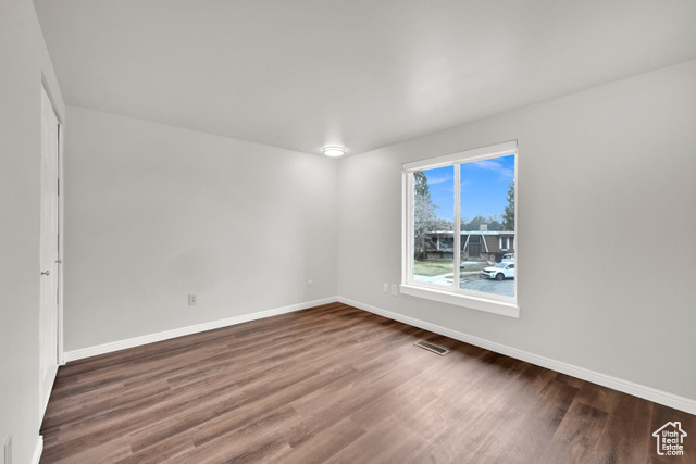 Photo 9 for MLS #2117717 at 1522 Robins Cir