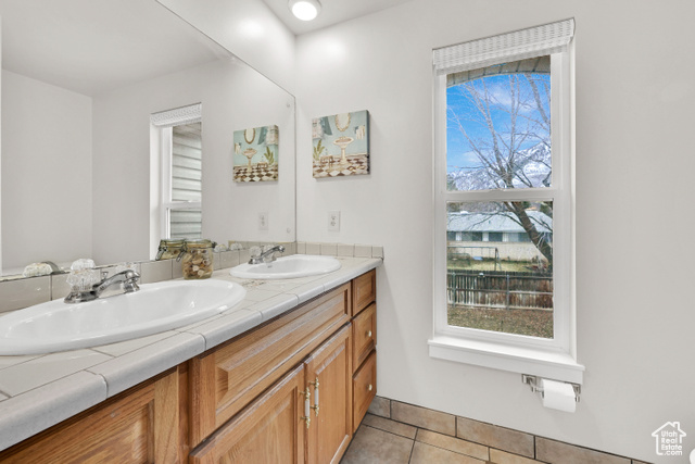 Photo 12 for MLS #2117717 at 1522 Robins Cir