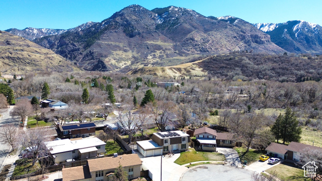 Photo 2 for MLS #2117717 at 1522 Robins Cir