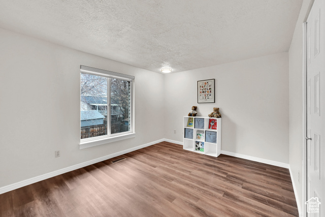 Photo 10 for MLS #2117717 at 1522 Robins Cir