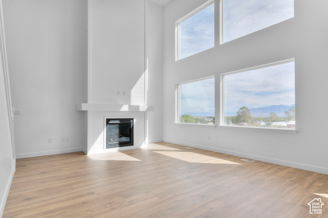 Photo 8 for MLS #2117726 at 740 W Cherry St #205