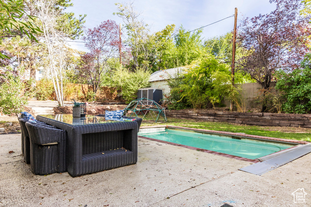 Photo 14 for MLS #2117731 at 215 E 2nd Ave