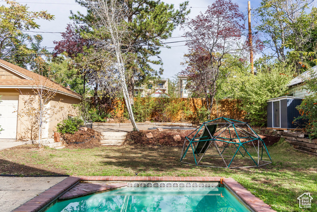 Photo 41 for MLS #2117731 at 215 E 2nd Ave