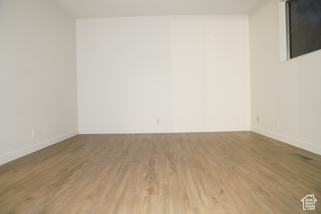 Photo 11 for MLS #2117752 at 3761 S Oxford Way