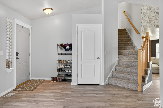 Photo 7 for MLS #2117754 at 336 E 700 North