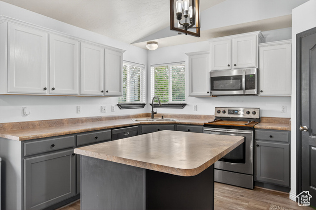 Photo 10 for MLS #2117754 at 336 E 700 North